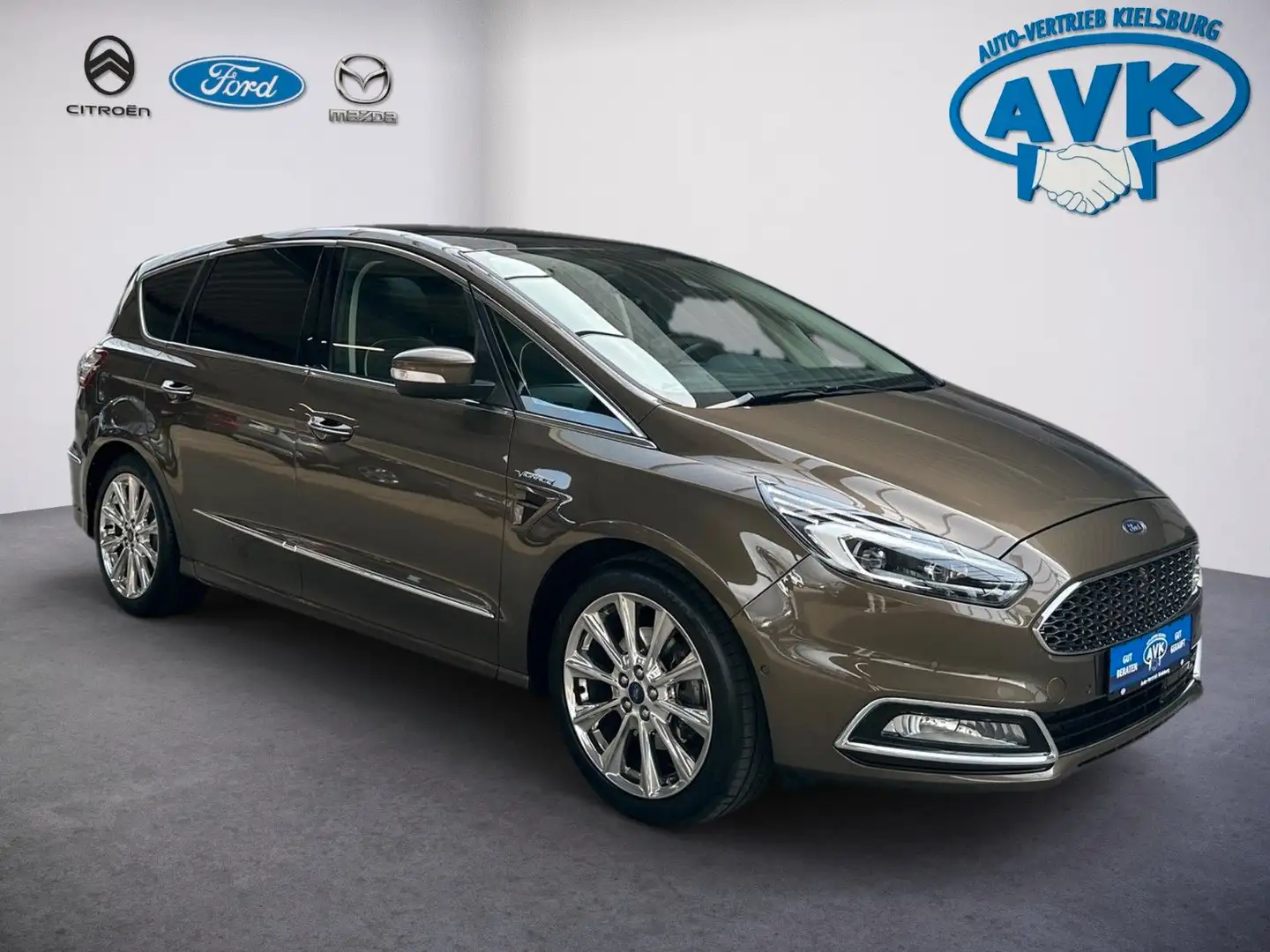 Ford S-Max Vignale als 7 Sitzer, AHK, Navi Marrón - 1