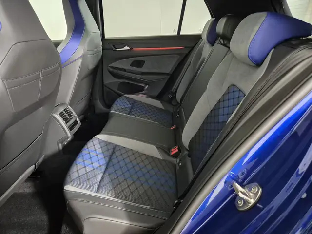 Volkswagen Golf view 7