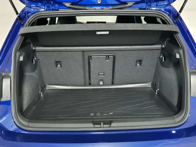 Volkswagen Golf view 13
