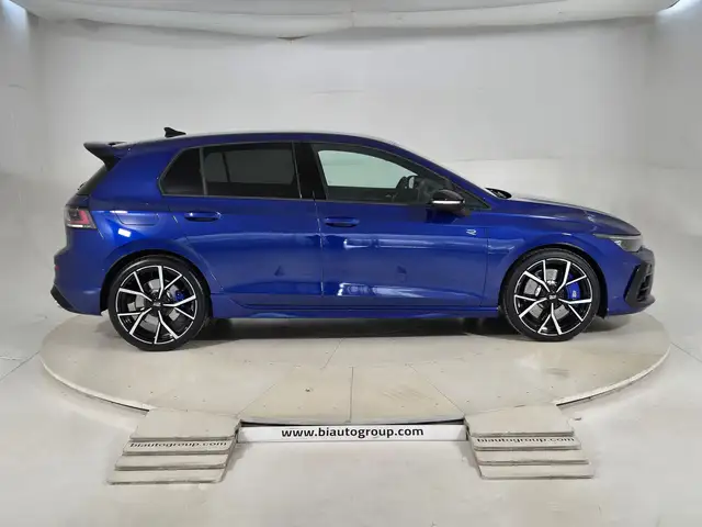 Volkswagen Golf view 5
