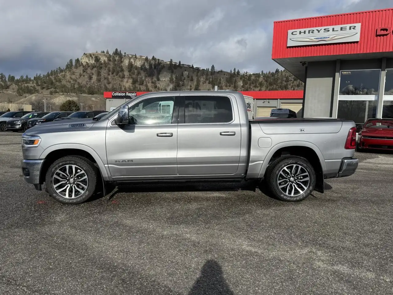 RAM 1500 снимка RAM 1500