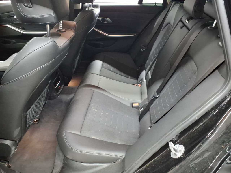 BMW 330 330d Touring Aut. Navi AHK H&K SHZ — photo 13