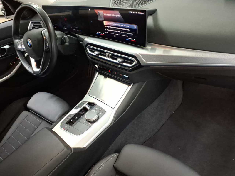BMW 330 330d Touring Aut. Navi AHK H&K SHZ — photo 8