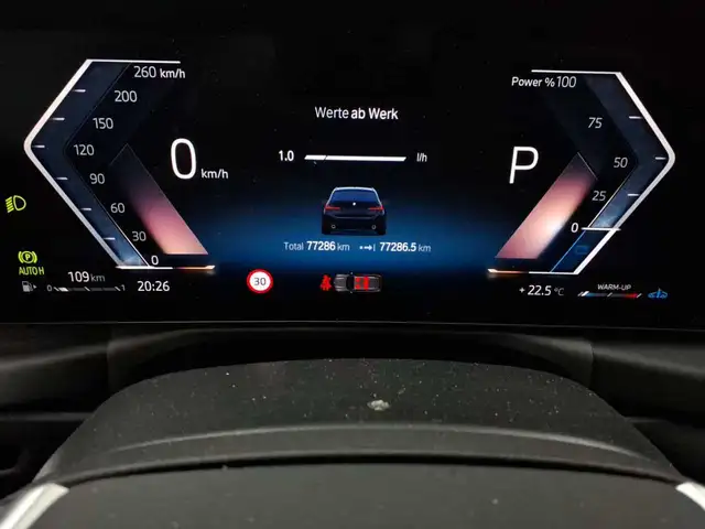 BMW 3 Series view 11