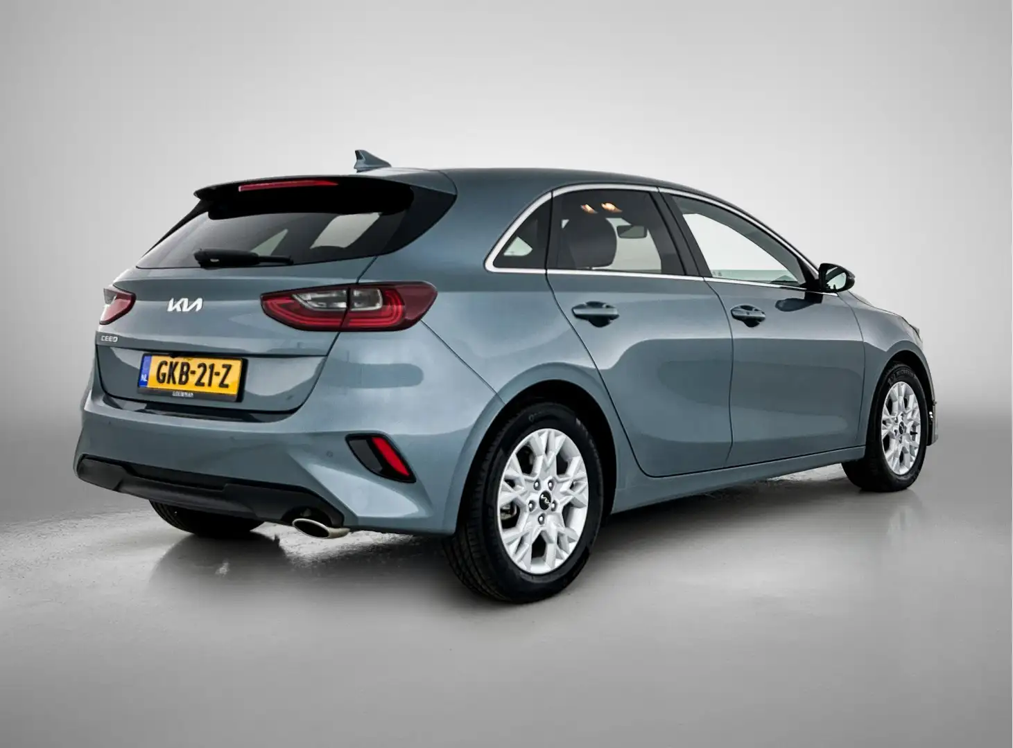 Kia Ceed / cee'd 1.5 T-GDi DynamicPlusLine | Hot hatch! | Parkeerca Grijs - 2