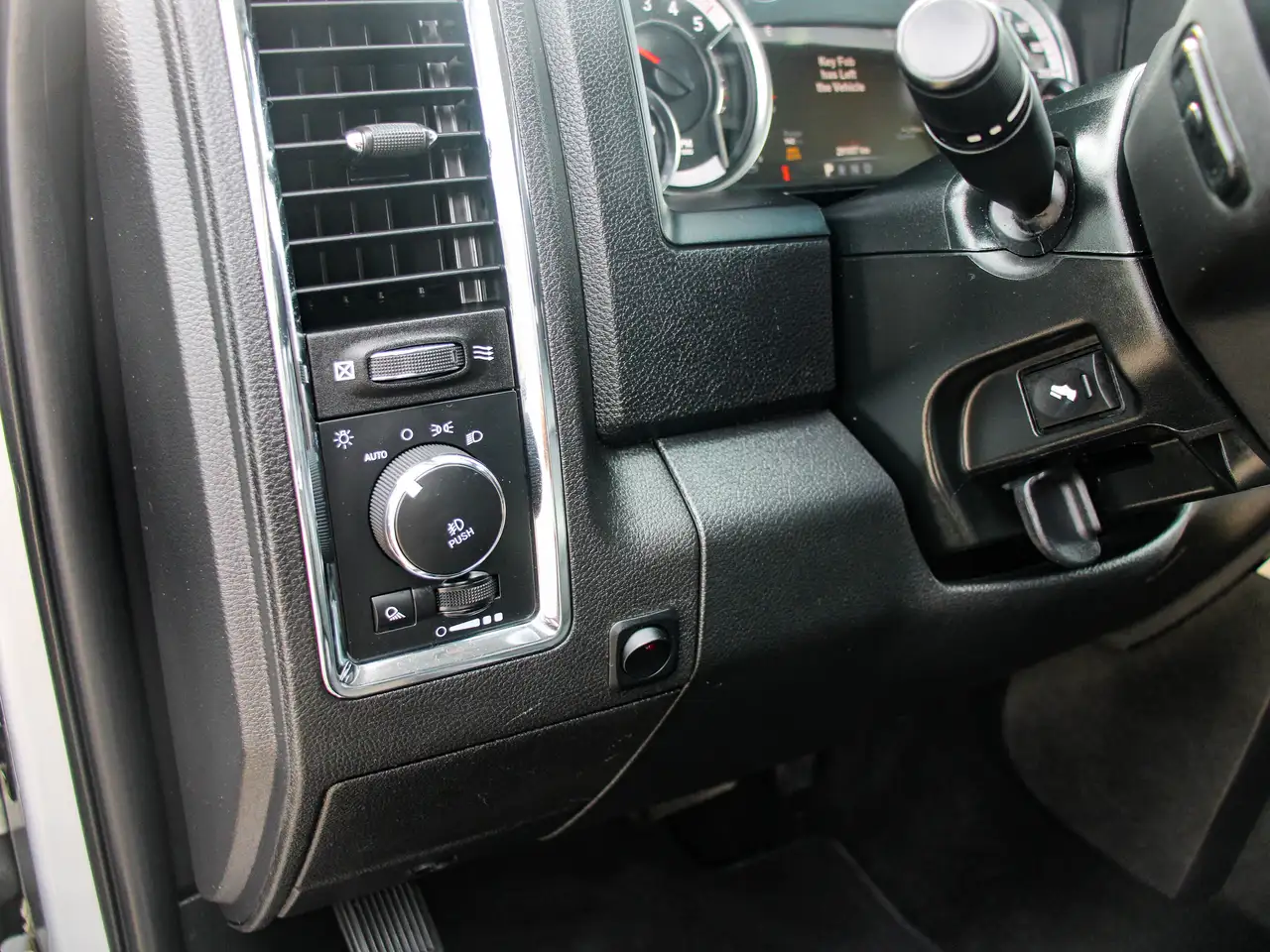 RAM 1500 photo RAM 1500