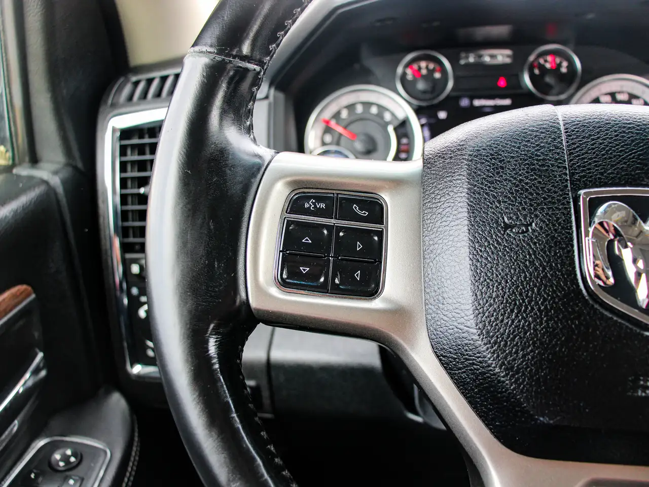RAM 1500 photo RAM 1500
