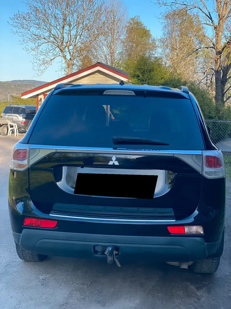 Mitsubishi Outlander Outlander 2.2 DI-D Inclass DPF Zwart - 2