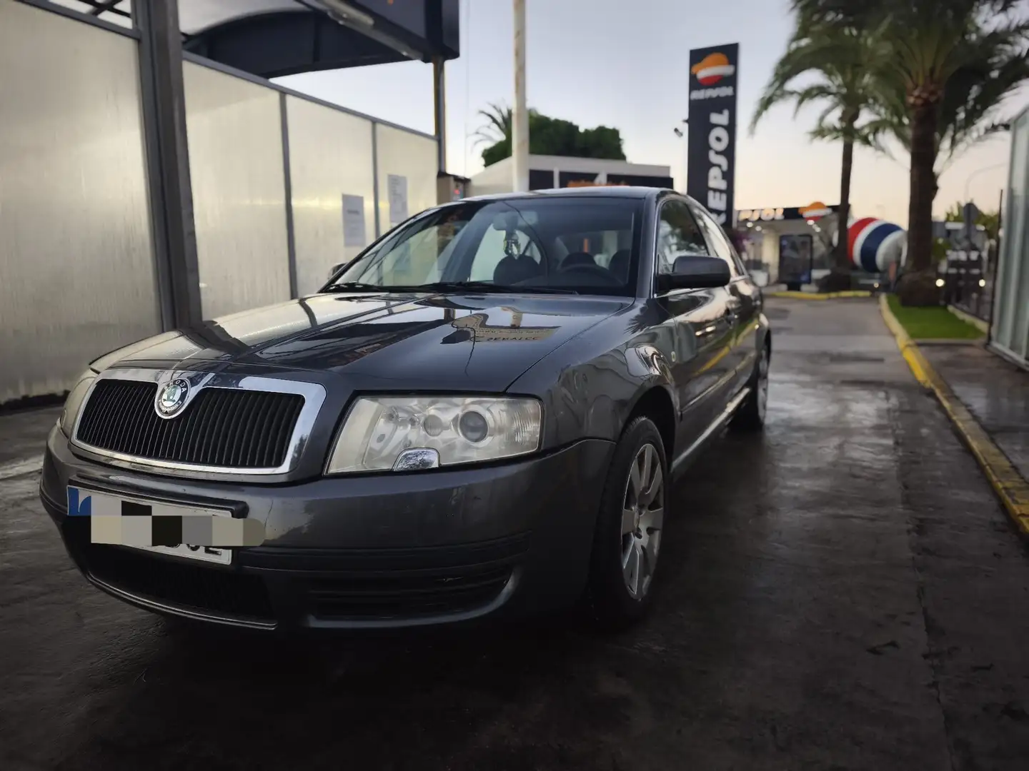 Skoda Superb 1.9TDI Elegance 130 NO NEGOCIABLE!! - 1