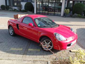 MR 2 Roadster