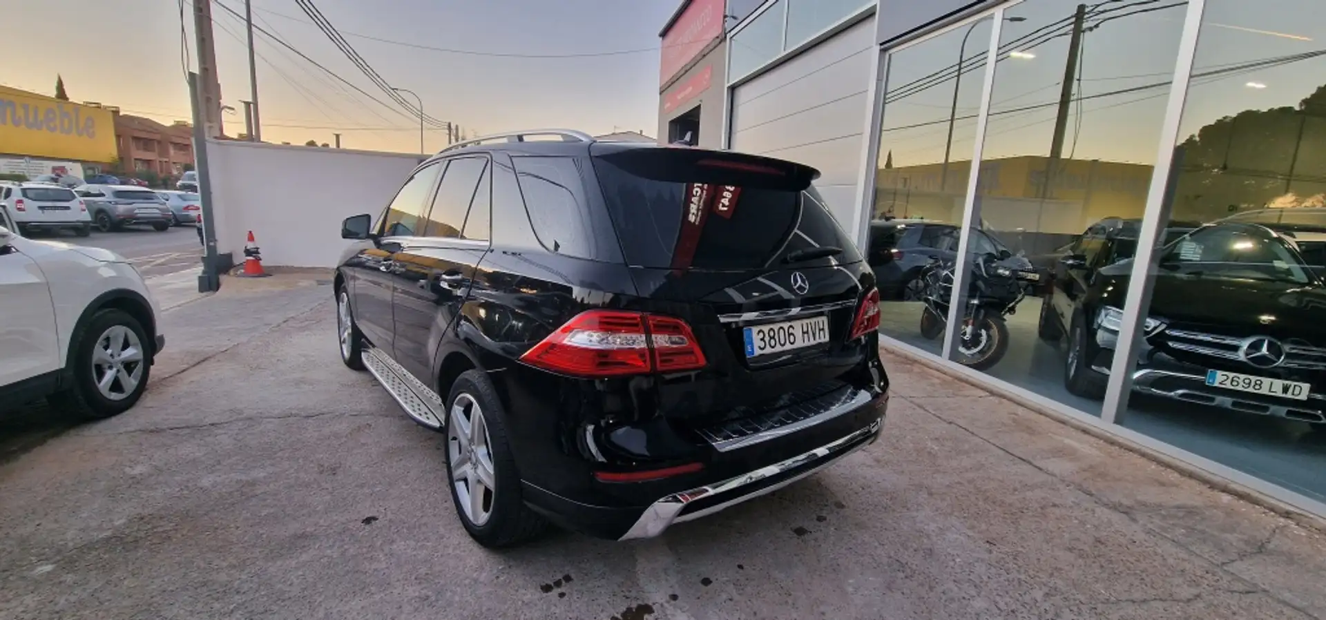 Mercedes-Benz ML 250 250BlueTec 4M 7G Plus (9.75) Negro - 2