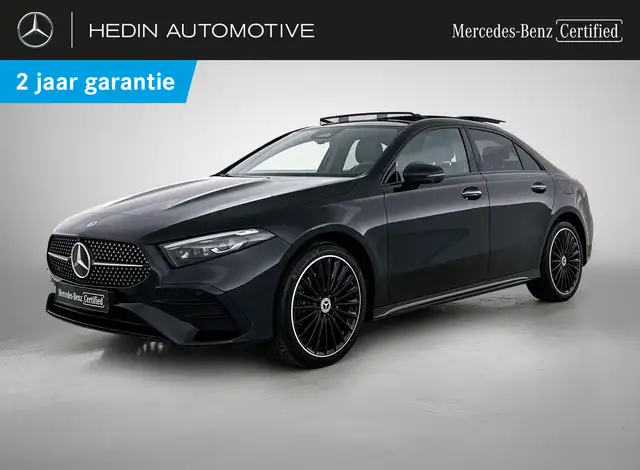 Mercedes-Benz A 250 e Berline AMG Line | Panoramisch Dak | Dodehoekass