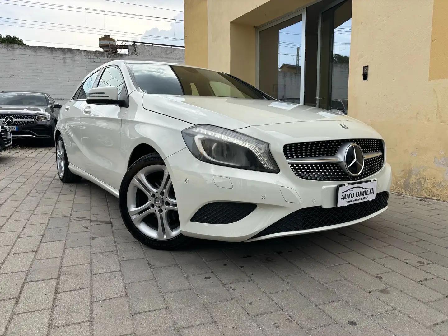 Mercedes-Benz A 180 A 180 cdi Sport auto Weiß - 1