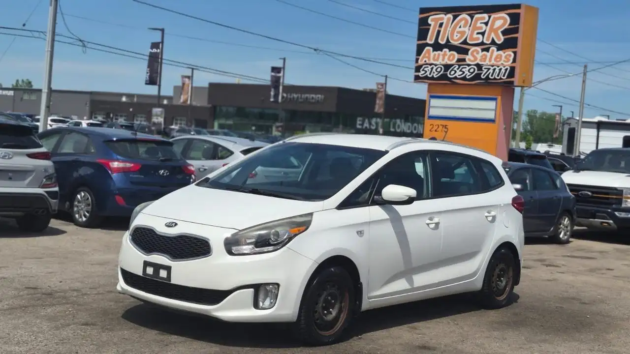 2015 Kia Rondo