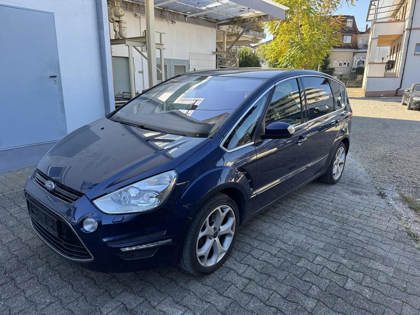 Ford S-Max S-Max 2.2 TDCi DPF Titanium Bleu - 1
