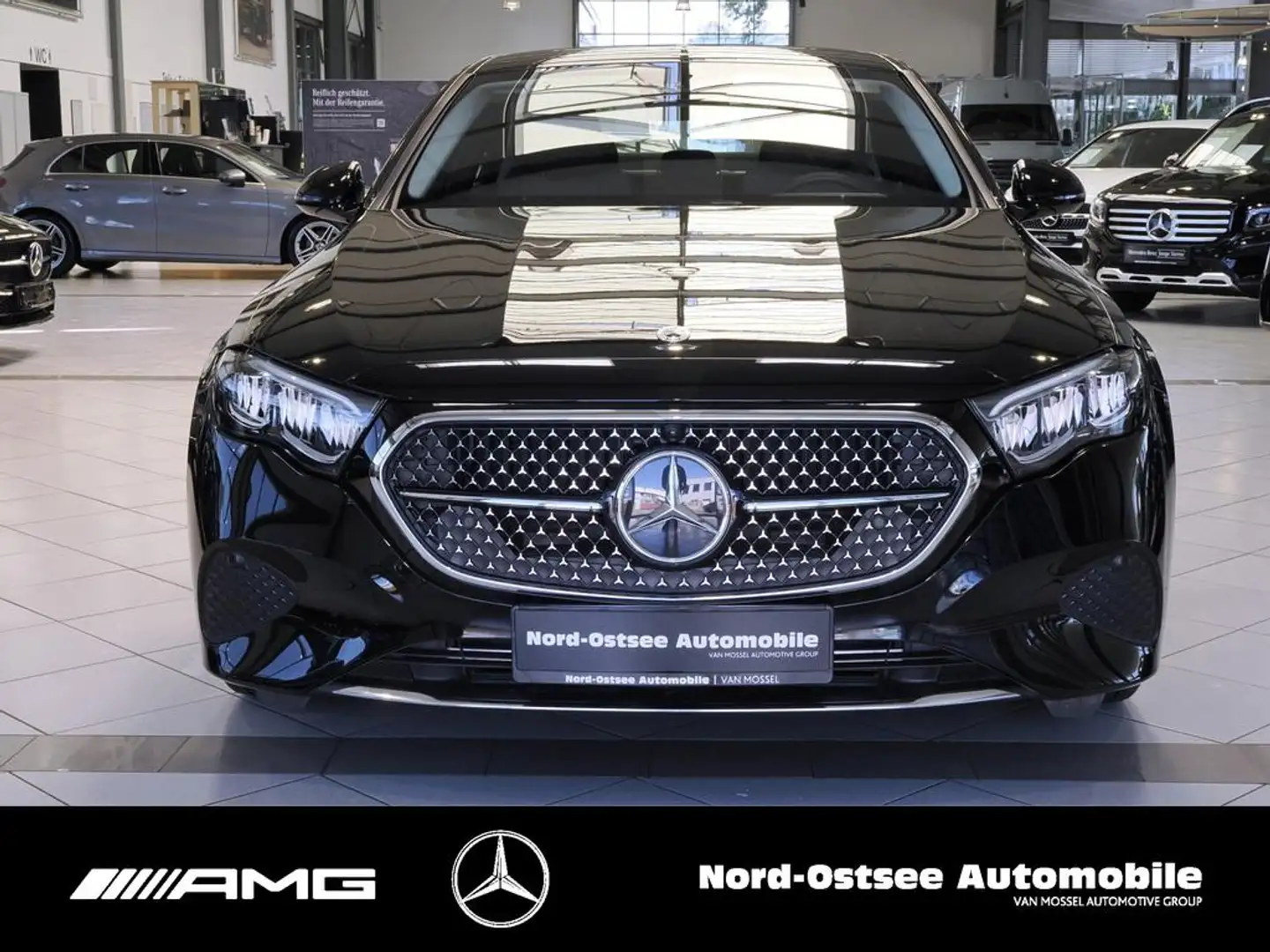 Mercedes-Benz E 220 d AVANTGARDE ADV. KEYLESS DISTRO LED KAMER Noir - 2