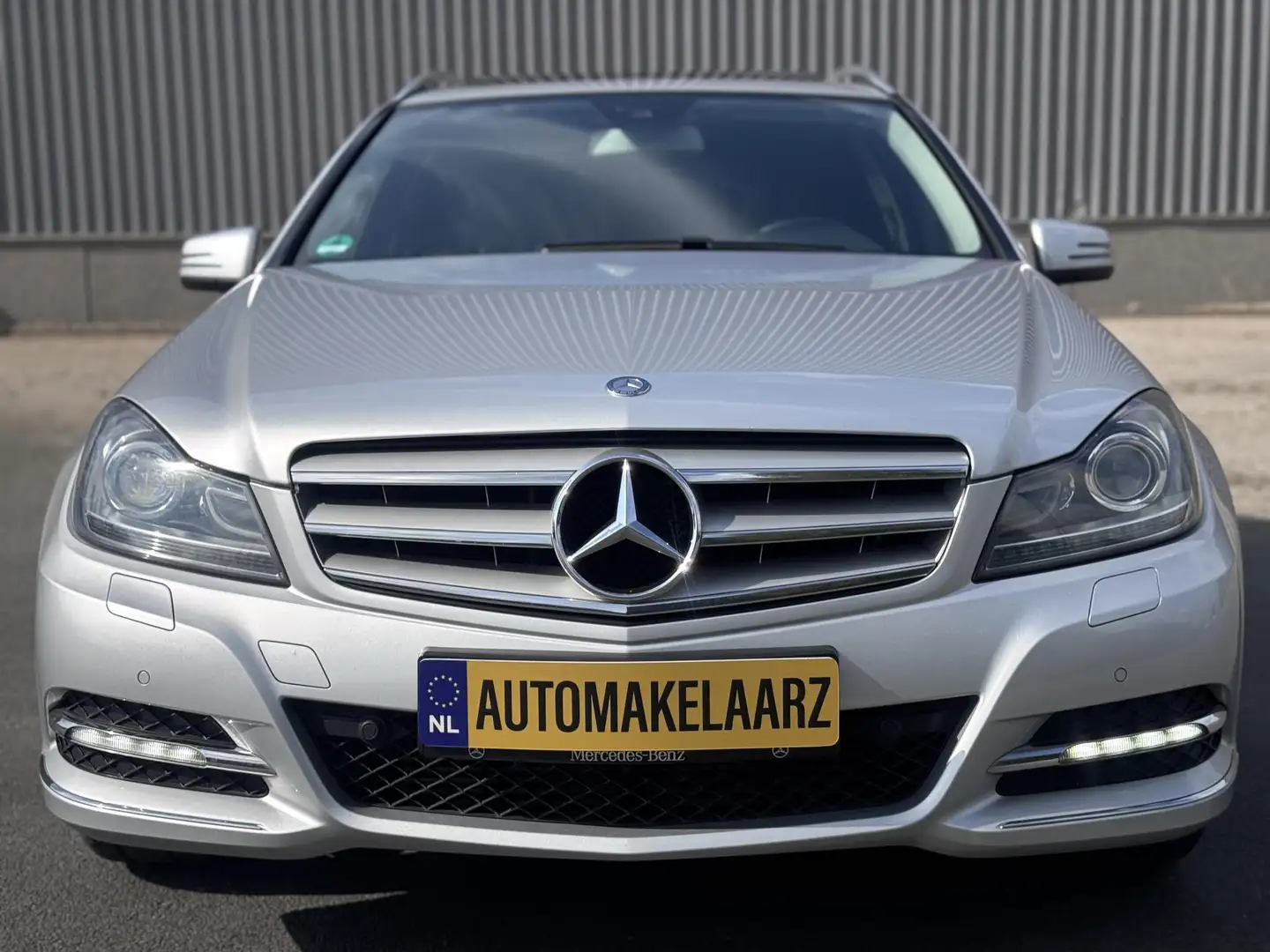 Mercedes-Benz C 180 Estate Prestige Avantgarde Edition C Grau - 2