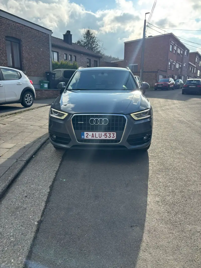 Audi Q3 2.0 TDi Quattro S line tronic - 1