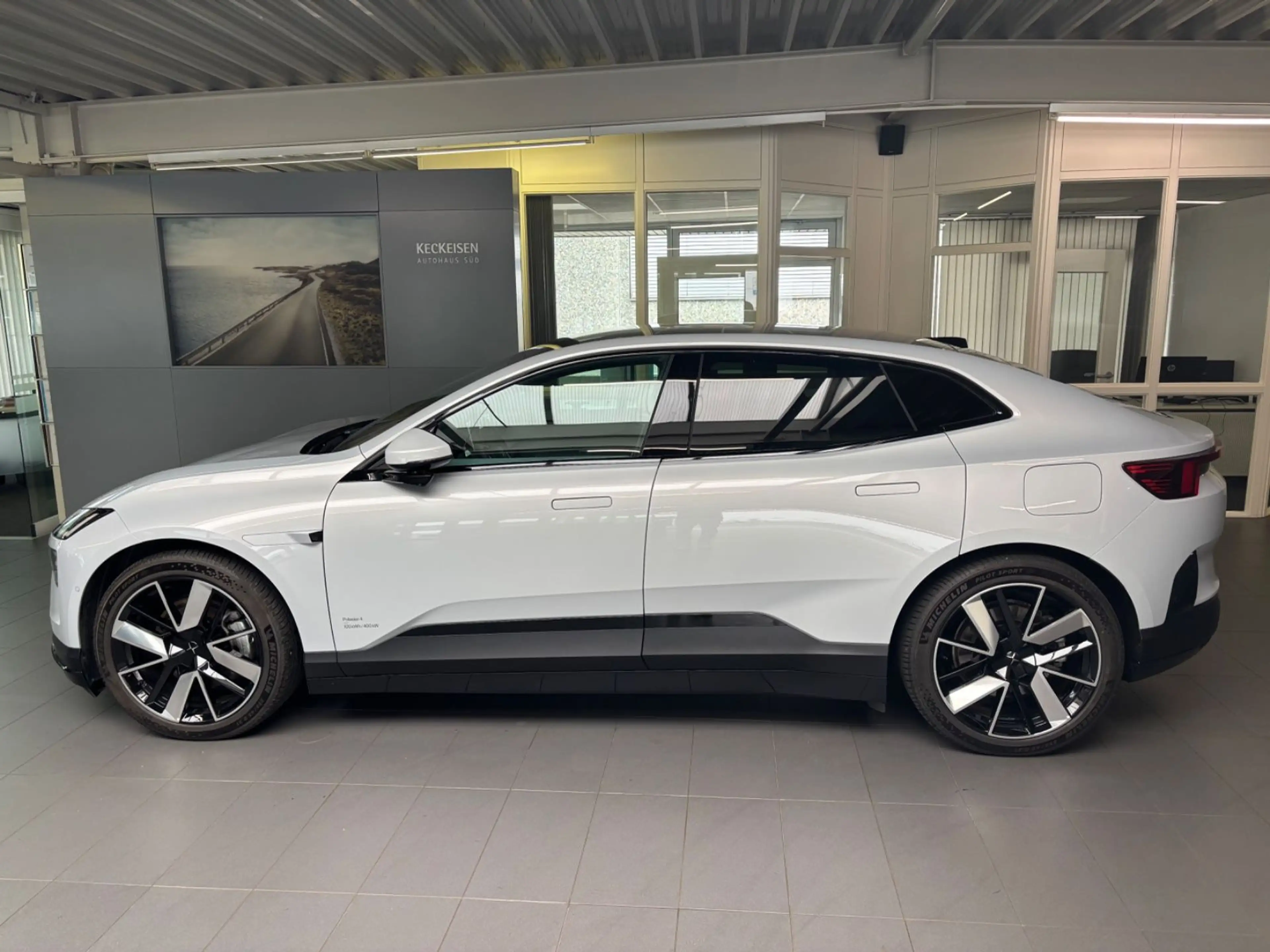 Polestar 4 Long Range Dual Pilot-Paket Plus-Paket 21" — photo 7