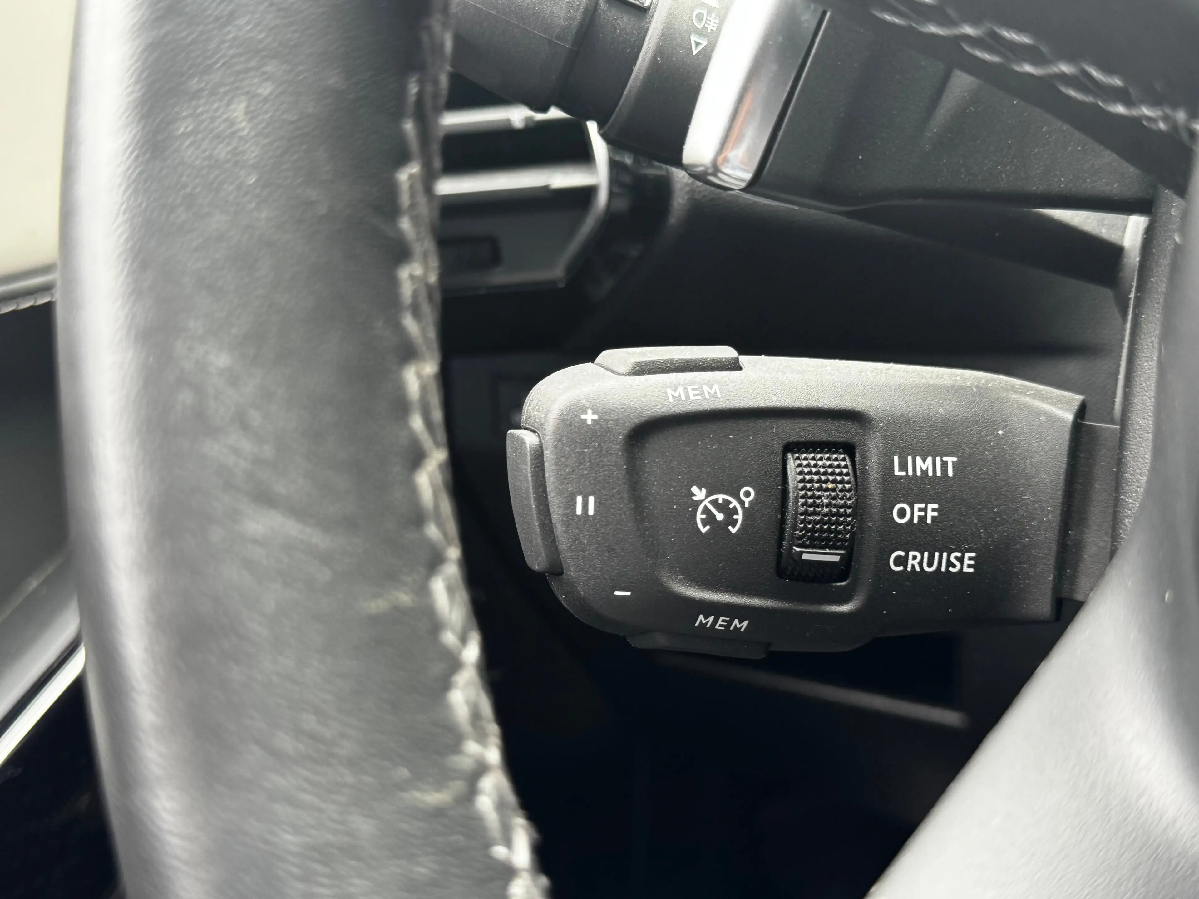 DS Automobiles DS 7 E-TENSE 225PK ESPRIT DE VOYAGE SOH 99,75% / NAVI / — photo 26