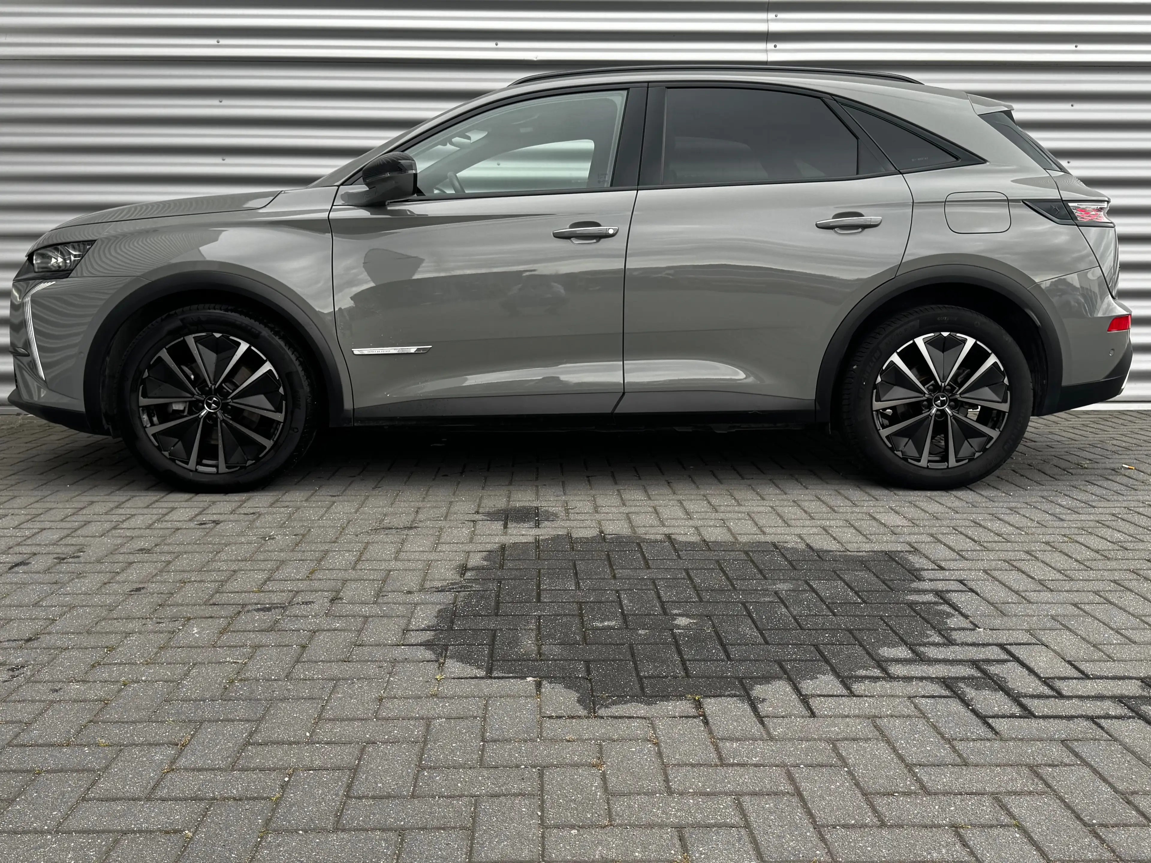 DS Automobiles DS 7 E-TENSE 225PK ESPRIT DE VOYAGE SOH 99,75% / NAVI / — photo 3