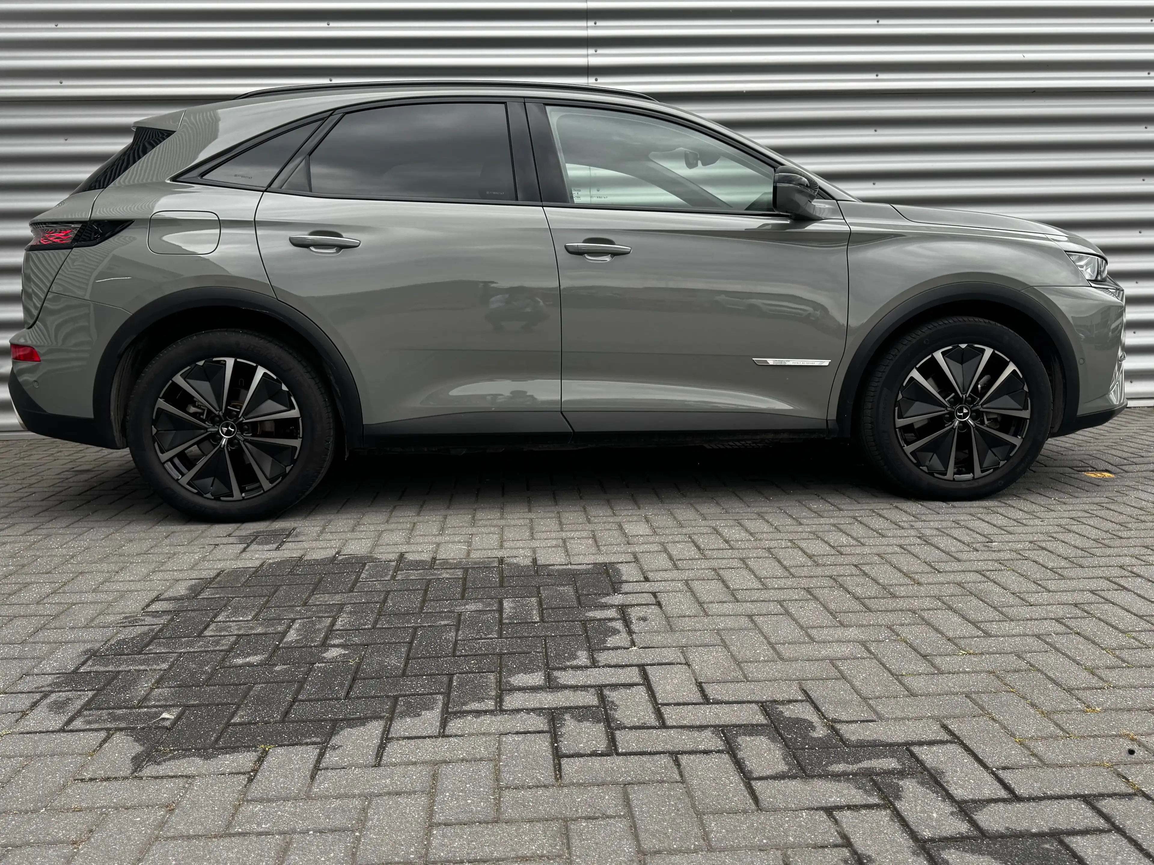 DS Automobiles DS 7 E-TENSE 225PK ESPRIT DE VOYAGE SOH 99,75% / NAVI / — photo 4