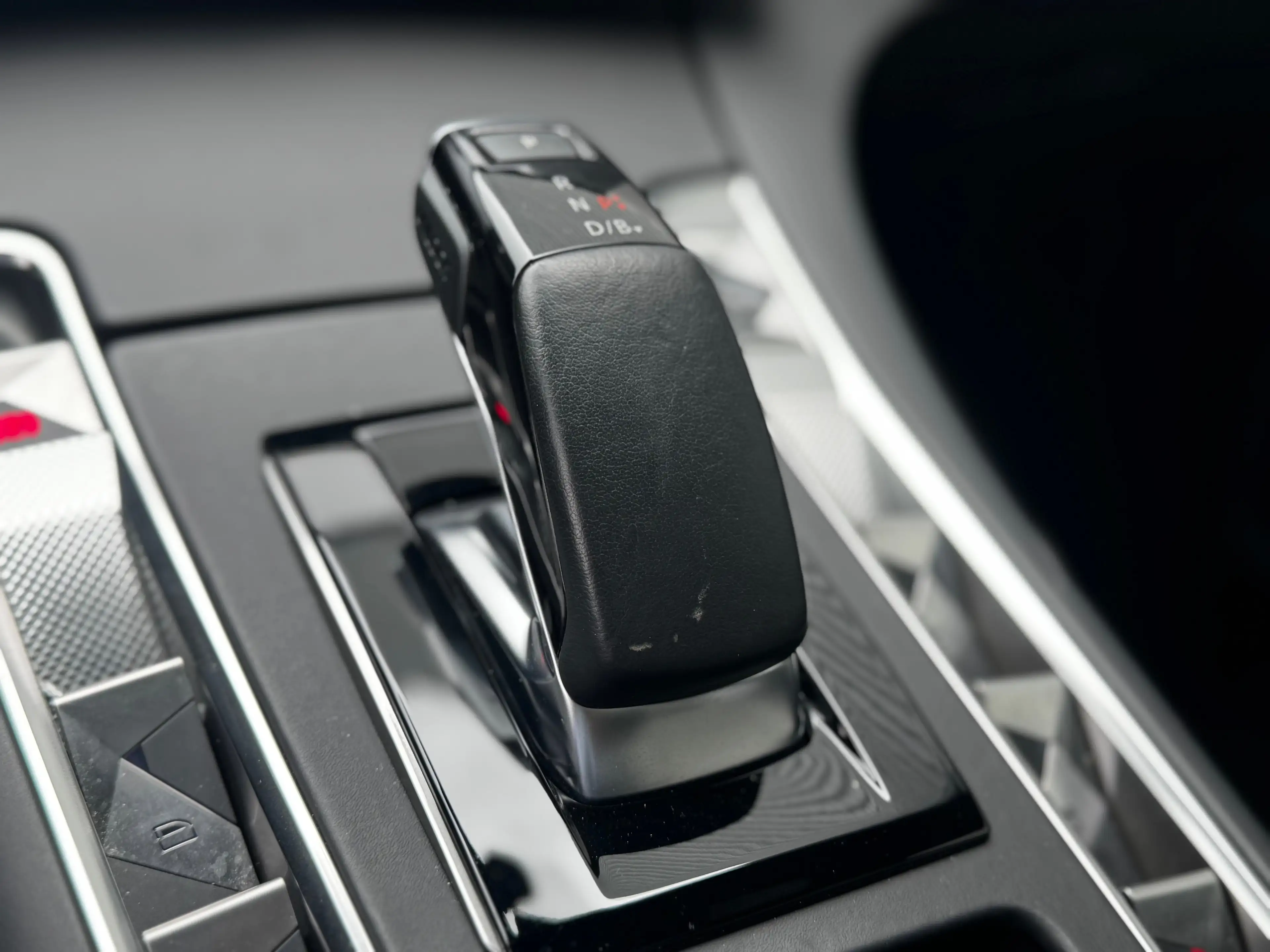 DS Automobiles DS 7 E-TENSE 225PK ESPRIT DE VOYAGE SOH 99,75% / NAVI / — photo 41