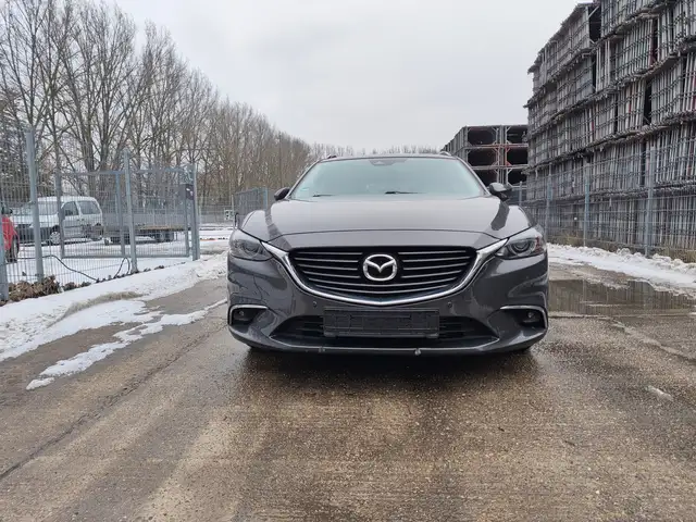 Mazda 6 Sports-Line AWD Tüv neu Ölservice neu