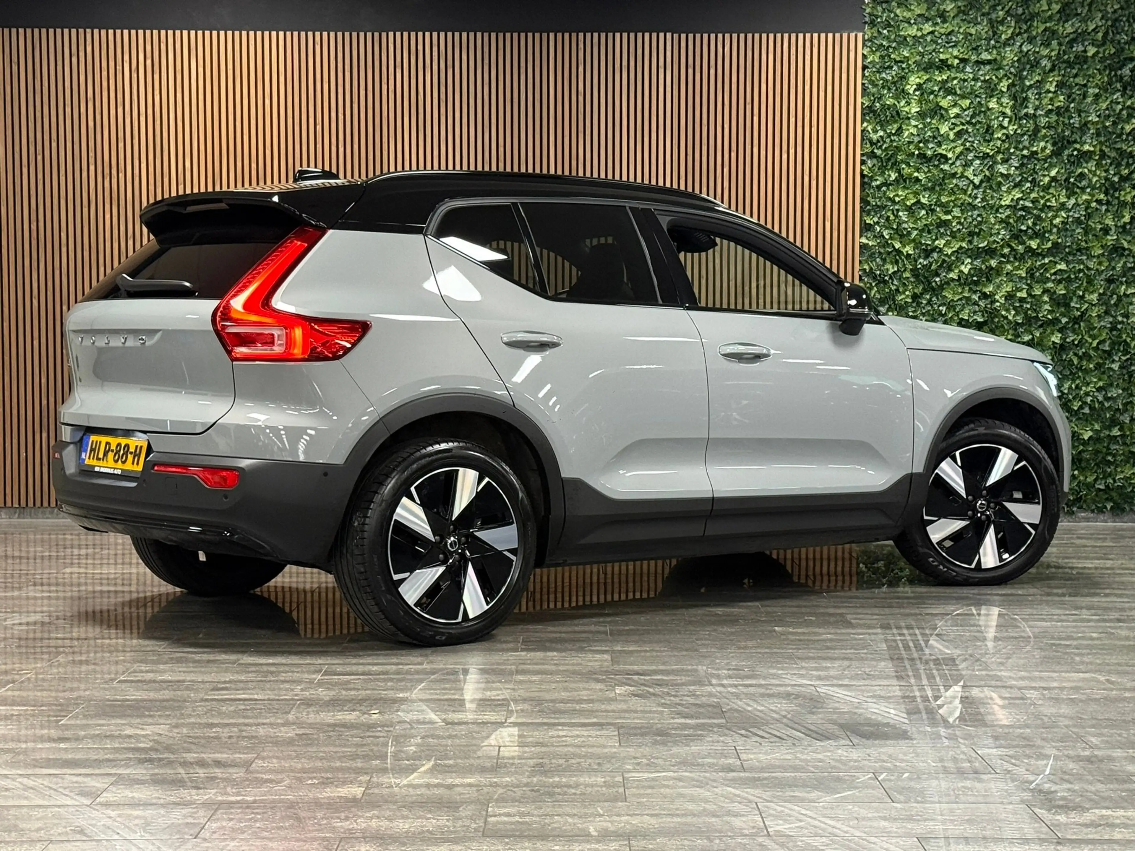 Volvo EX40 Single Motor Extended Range Ultra 82 kWh | 99% SoH — photo 3