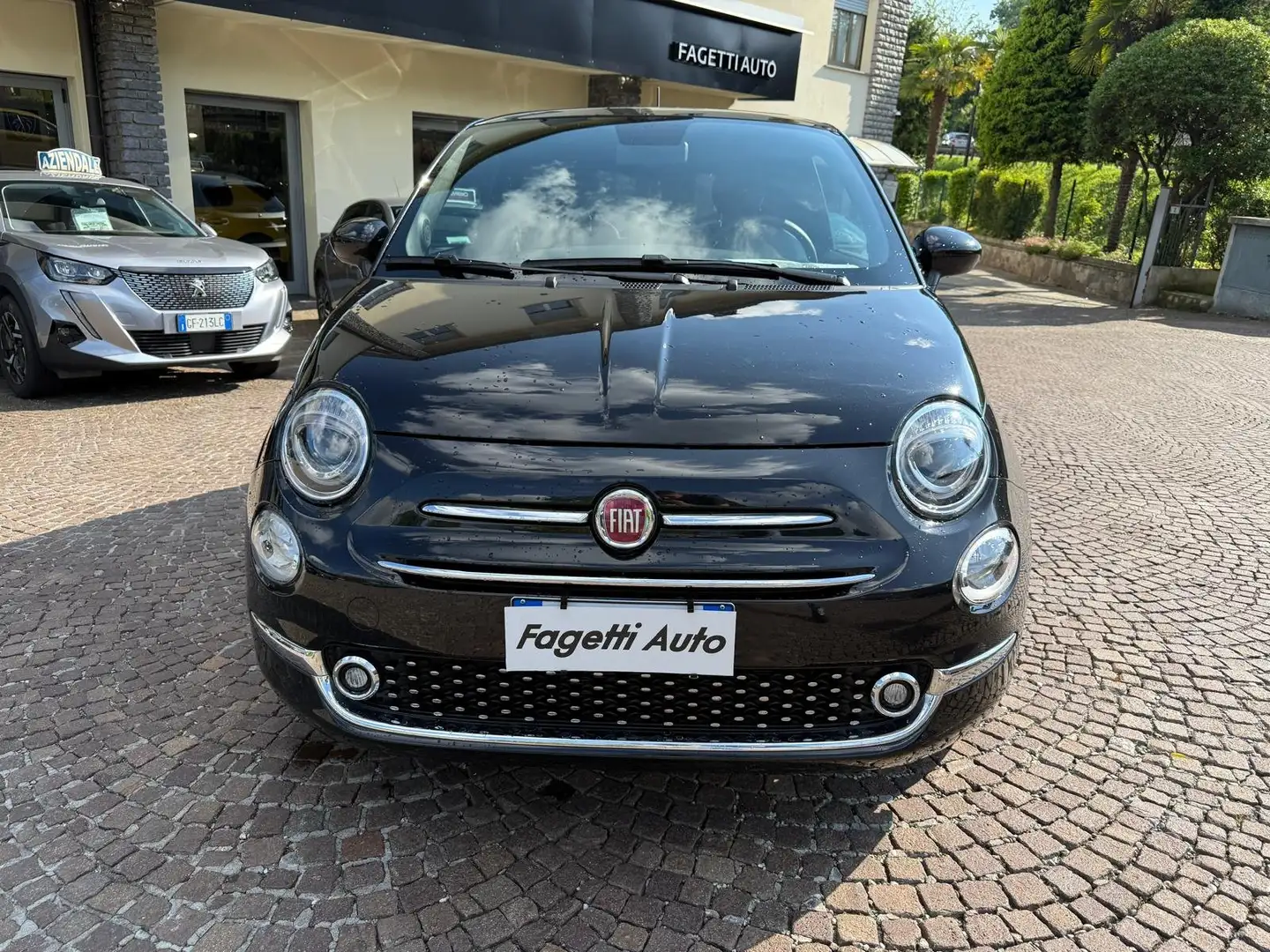 Fiat 500 1.0 HYBRID 70CV DOLCEVITA Zwart - 2