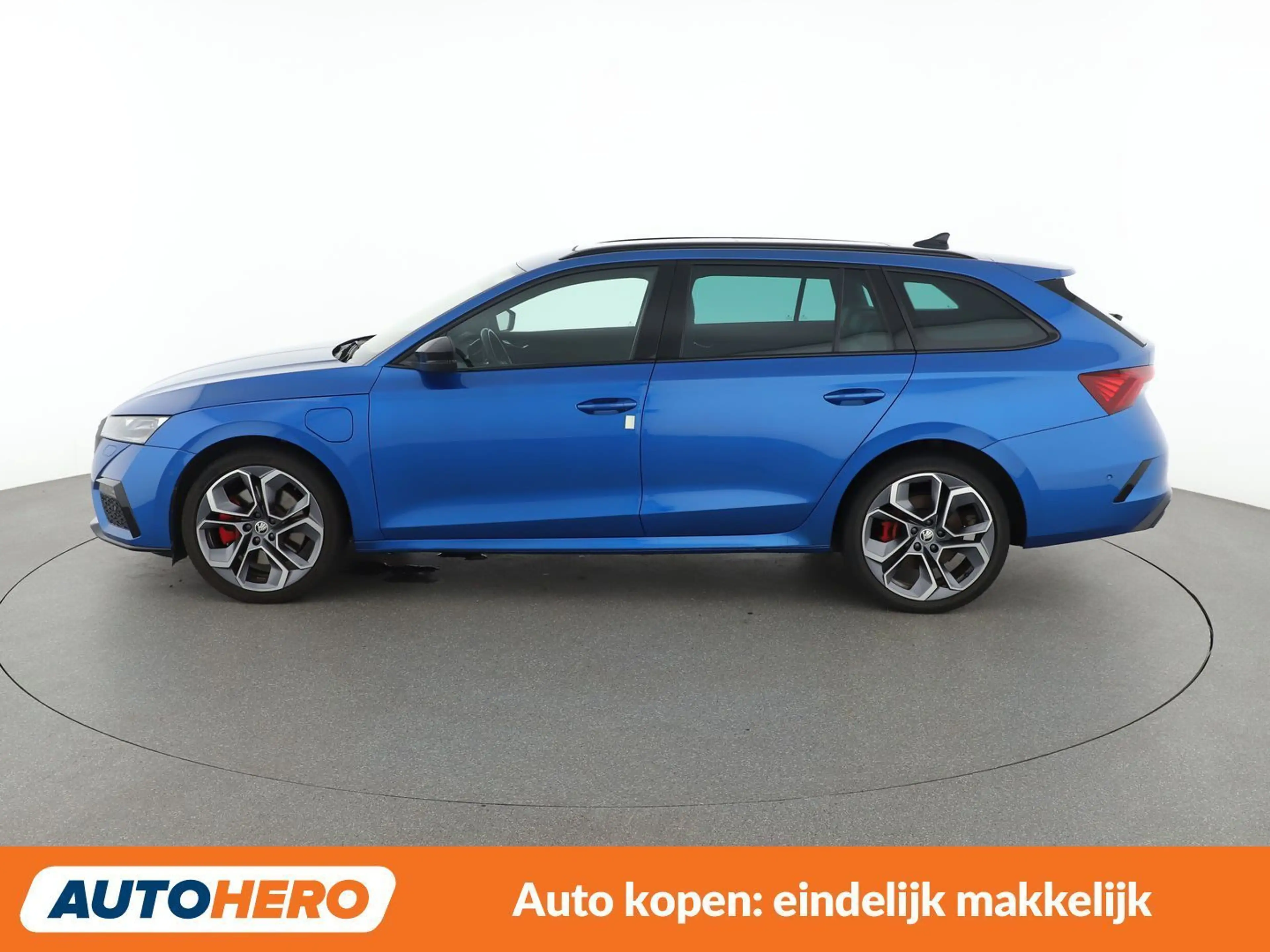 Skoda Octavia 1.4 TSI iV RS — photo 3