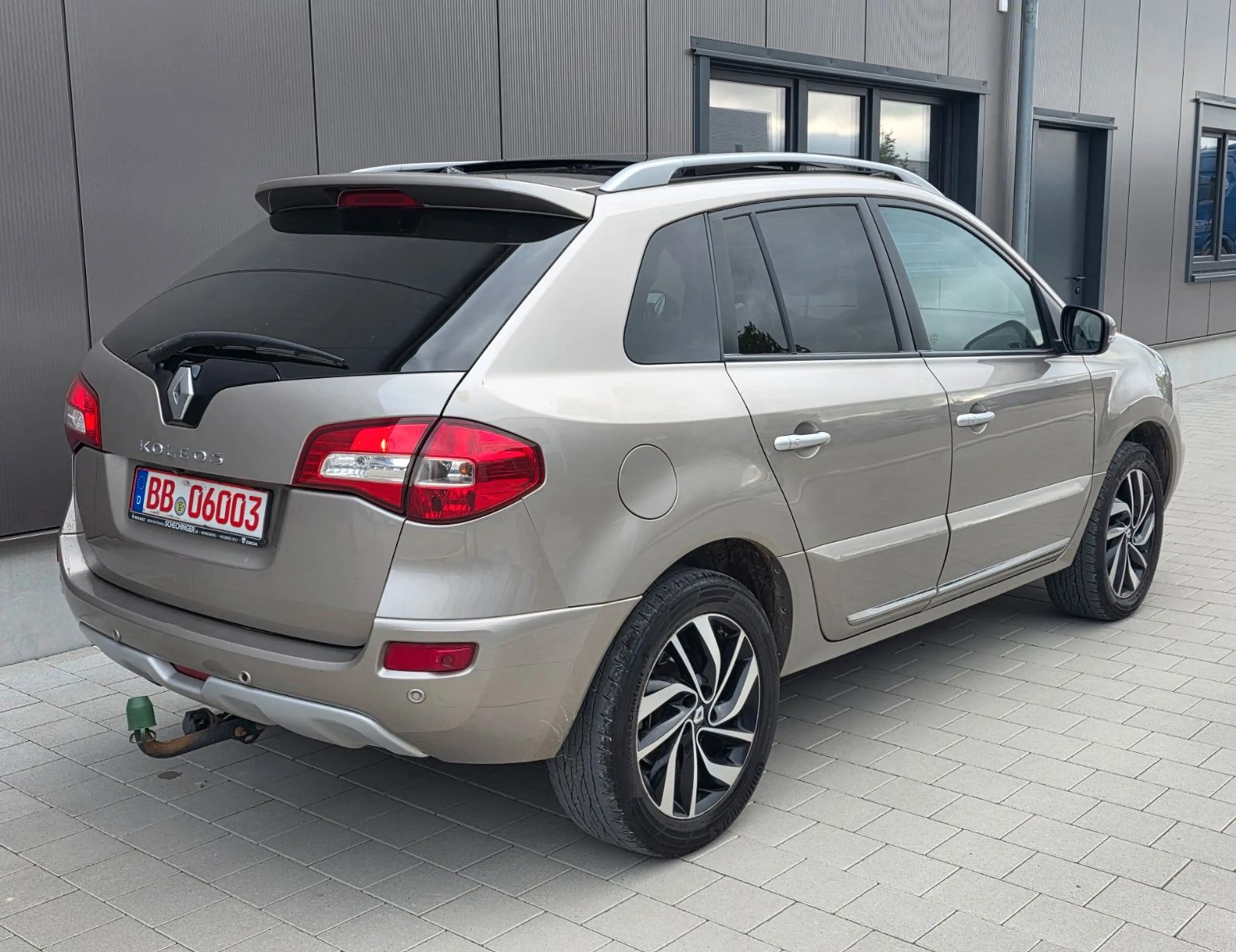 Renault Koleos 2.0/AUTOMATIK/NAVI/PANO/TÜV04.27/4X4/LEDE — photo 10