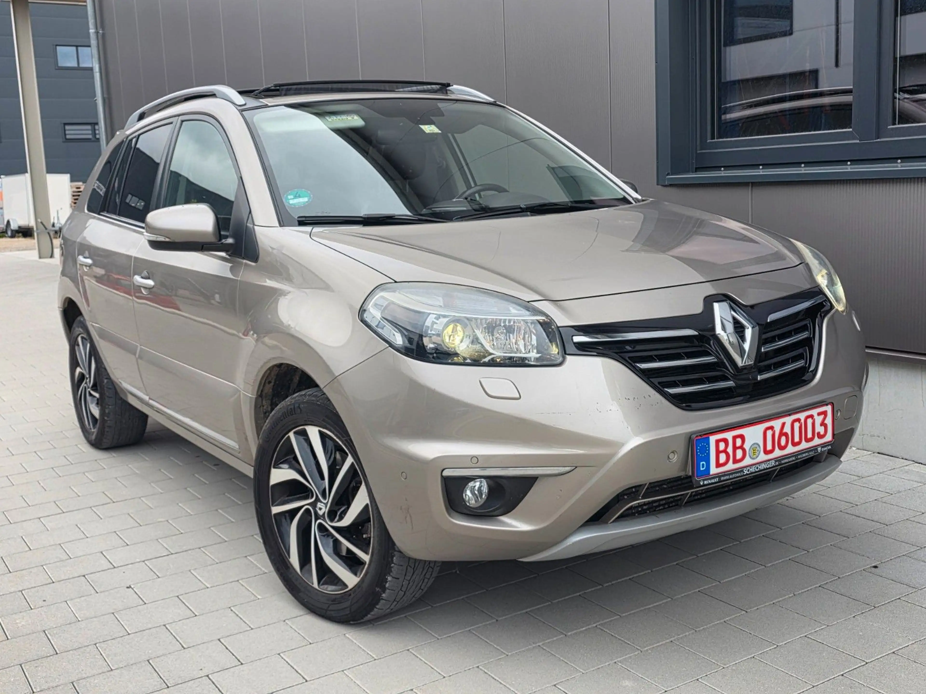 Renault Koleos 2.0/AUTOMATIK/NAVI/PANO/TÜV04.27/4X4/LEDE