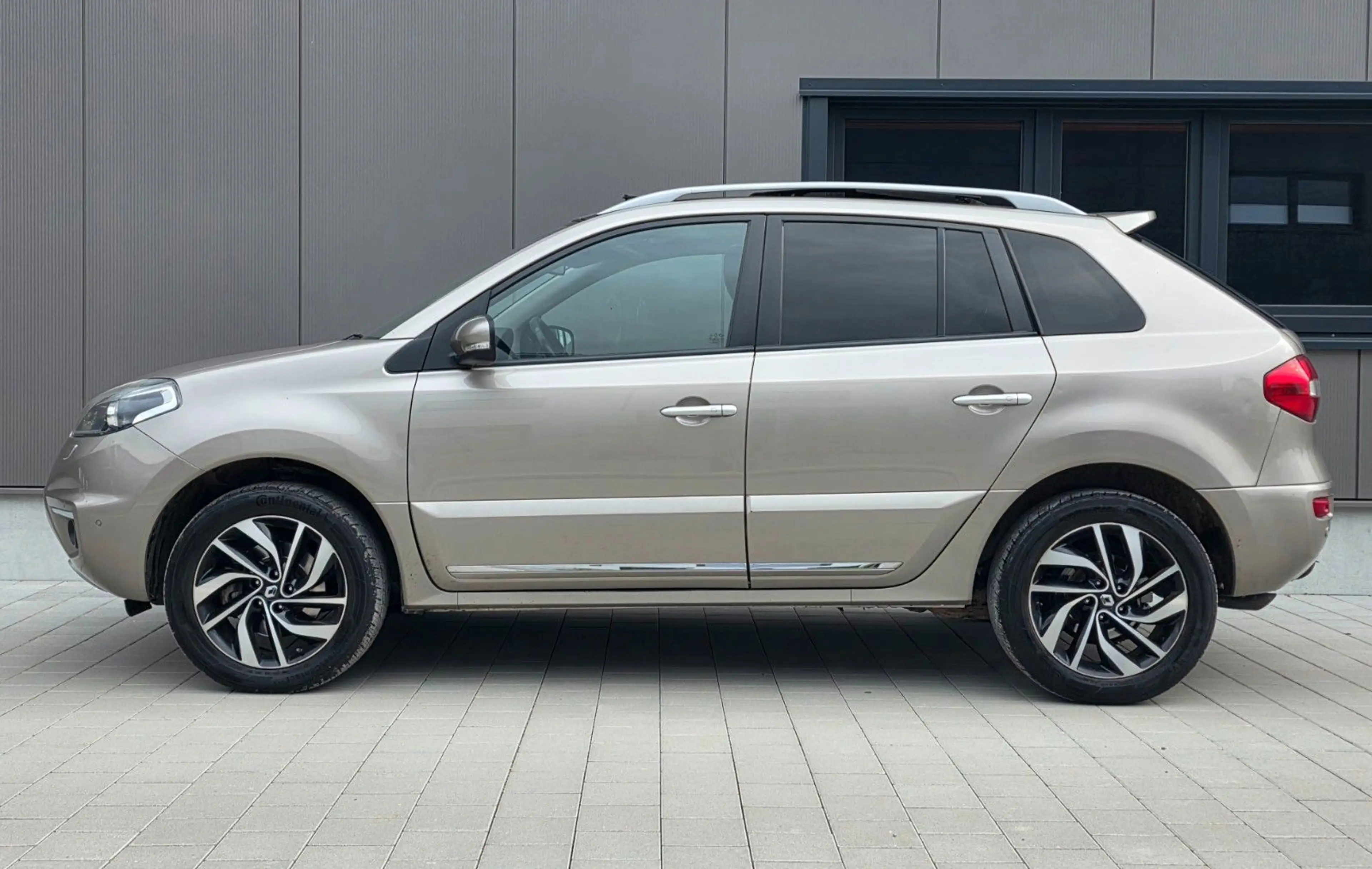 Renault Koleos 2.0/AUTOMATIK/NAVI/PANO/TÜV04.27/4X4/LEDE — photo 7