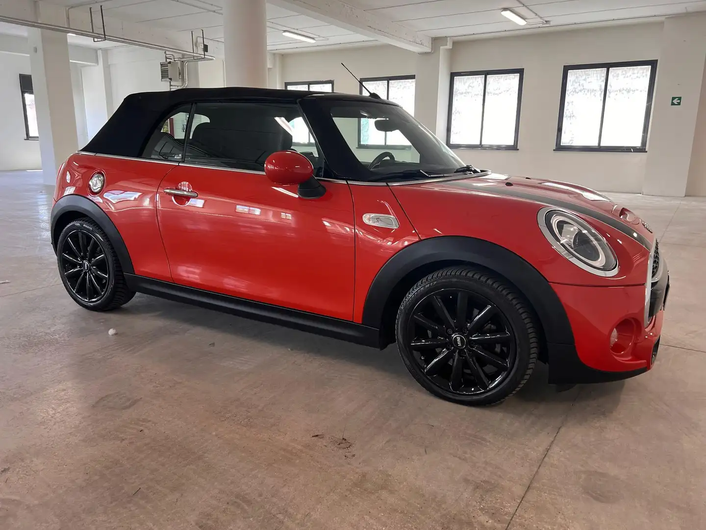 MINI Cooper S Cabrio F57 2018 Benzina 2.0 Cooper S auto Oranje - 1