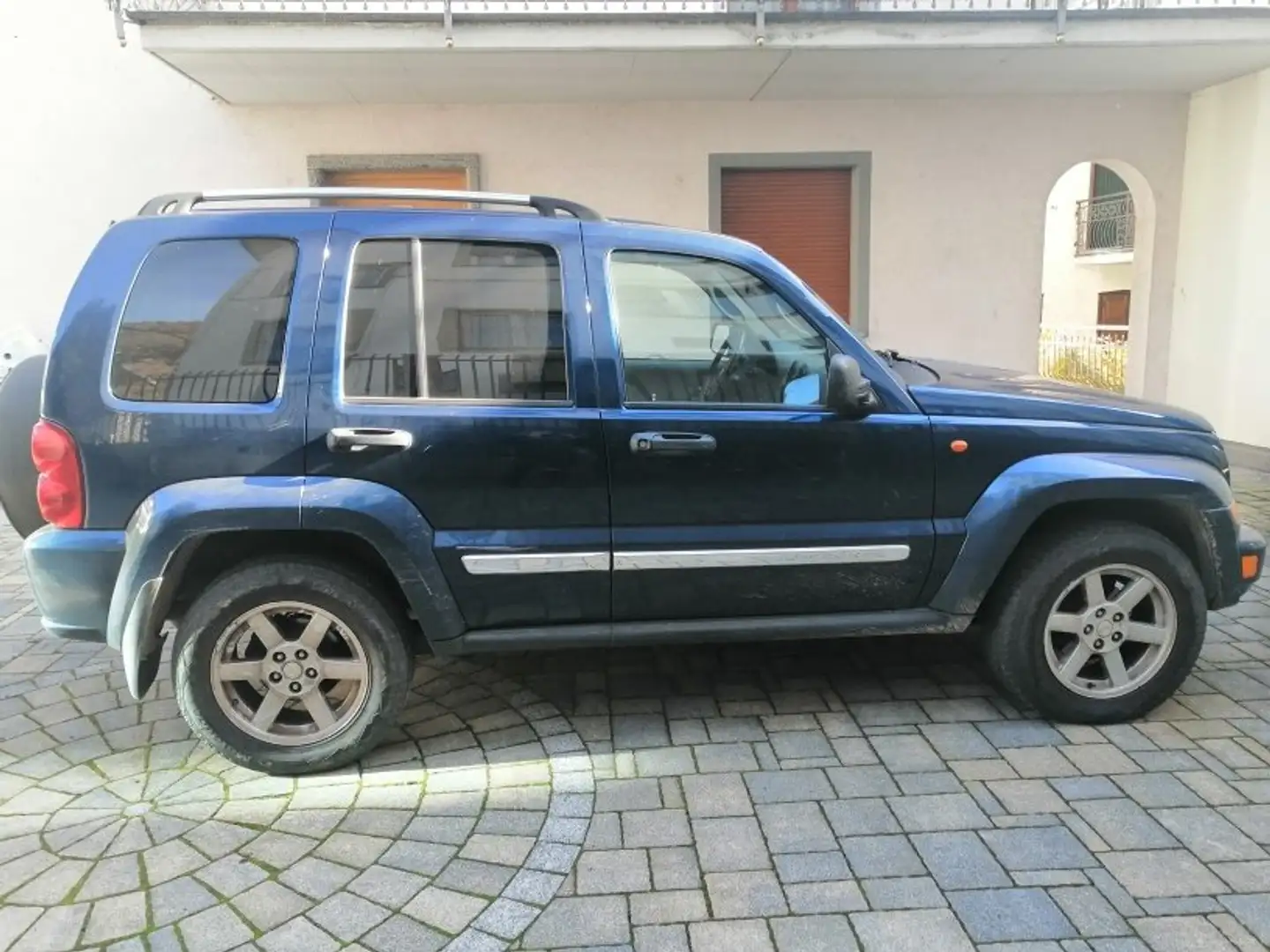 Jeep Cherokee Cherokee 2.8 crd Limited auto FL Bleu - 2