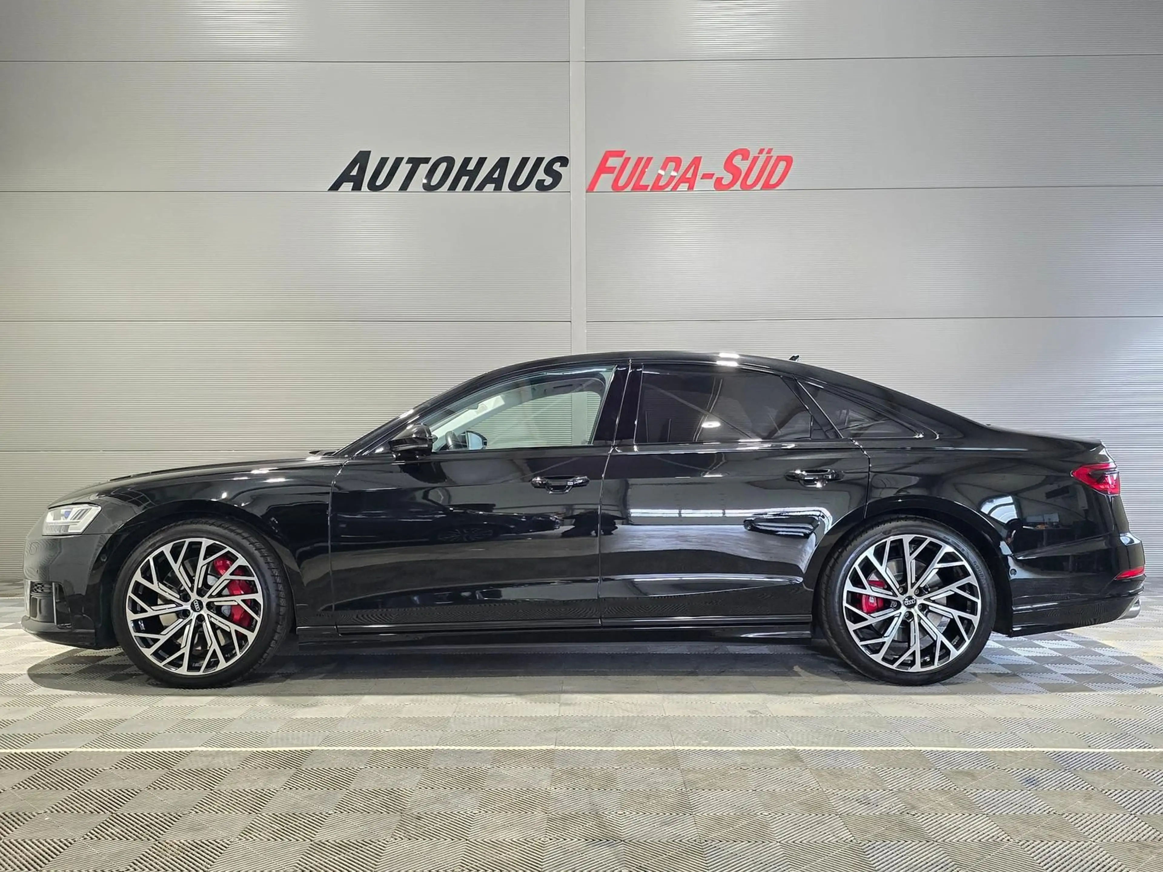 Audi S8 4.0 TFSI quattro°HUD°Pano°Laser°B&O°360°Massa — photo 6