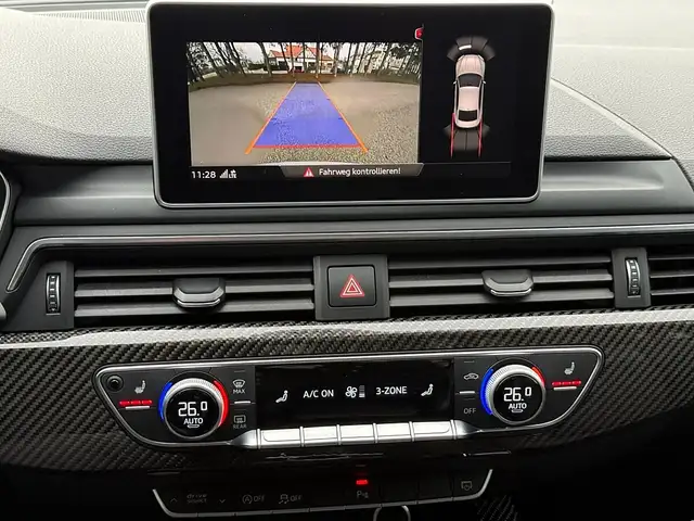 Audi RS5 Coupé quattro Tiptronic*GLASDACH, RS-Design Led... Ansicht 32