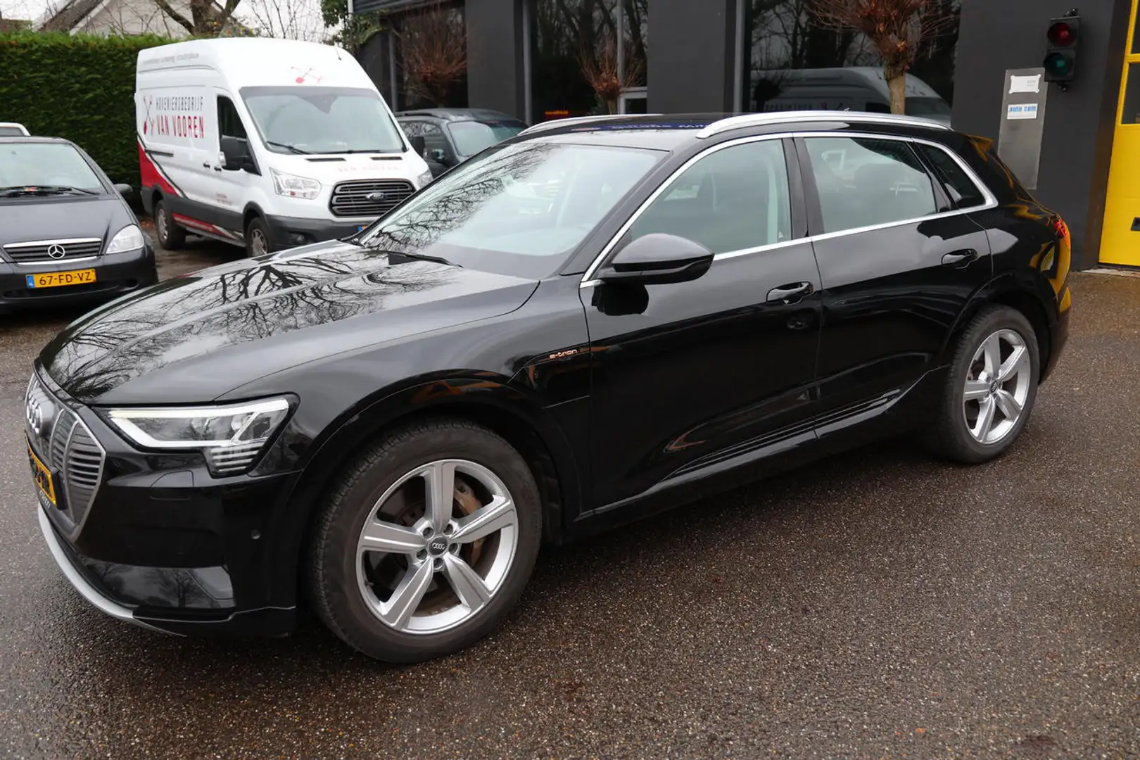 Audi e-tron E-TRON 50 Q L ED. Negru - 2
