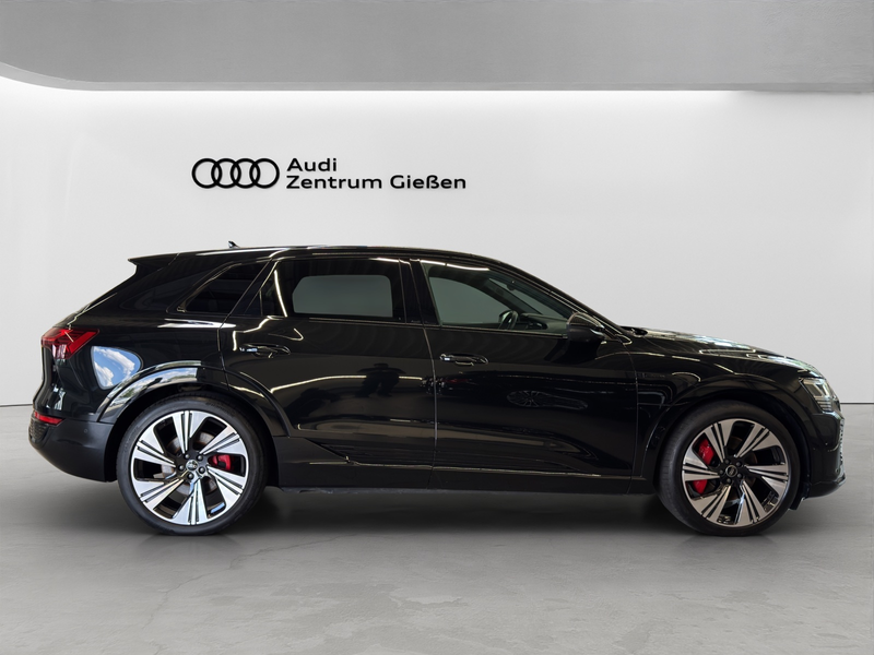 Audi Q8 e-tron 55 quattro S line Black B&O HuD Pano AHK Matrix... — photo 8