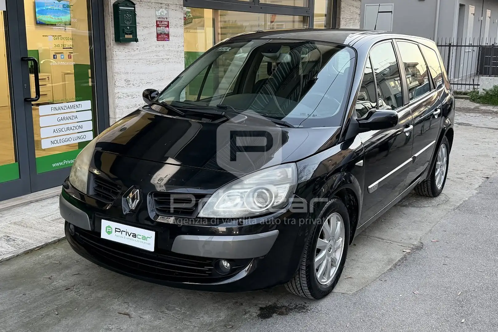 Renault Grand Scenic Grand Scénic 1.6 16V Dynamique Nero - 1
