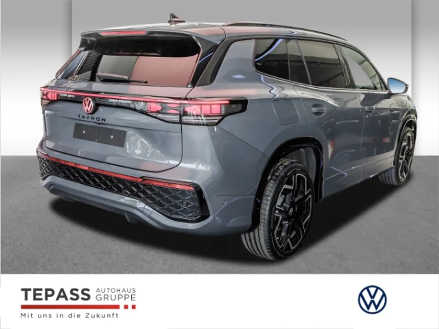 Volkswagen Tayron 1.5 e-Hybrid R-Line MATRIX LEDER PANO AHK Grijs - 2