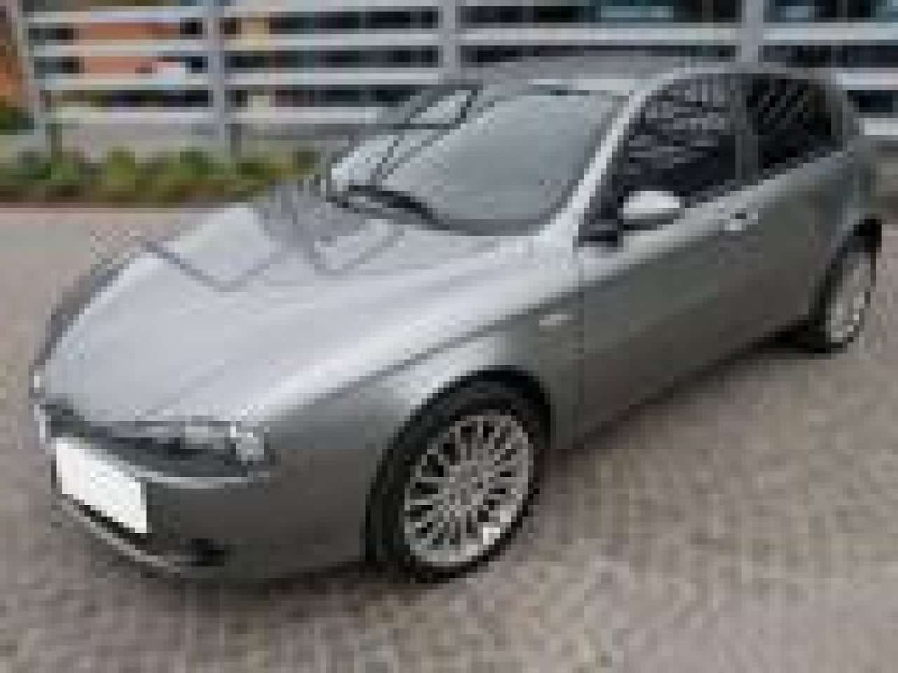 Alfa Romeo 147 1.9 JTD (120)  Distinctive