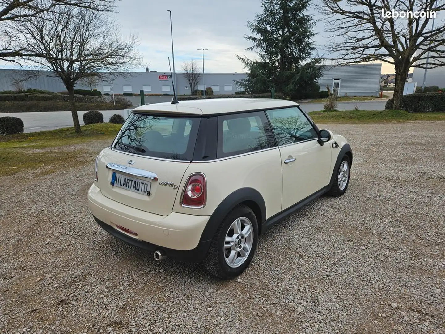 MINI One Cooper D 1.6 L 112 CH Très Bon Etat... Blanc - 2