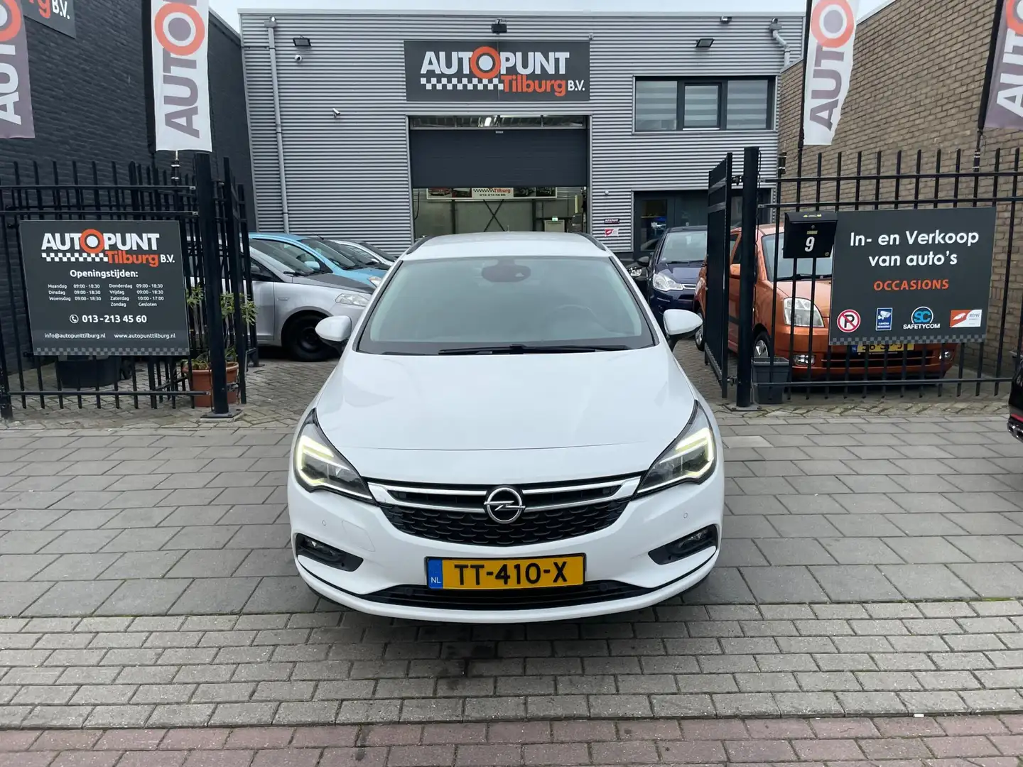 Opel Astra Sports Tourer 1.0 Turbo Business Executive Trekhaa Weiß - 2