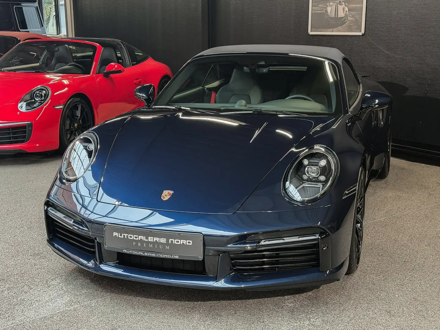 Porsche 992 911 Turbo Cabrio+Sport-AGA+Adaptive Sportsitze+Mem Blau - 2