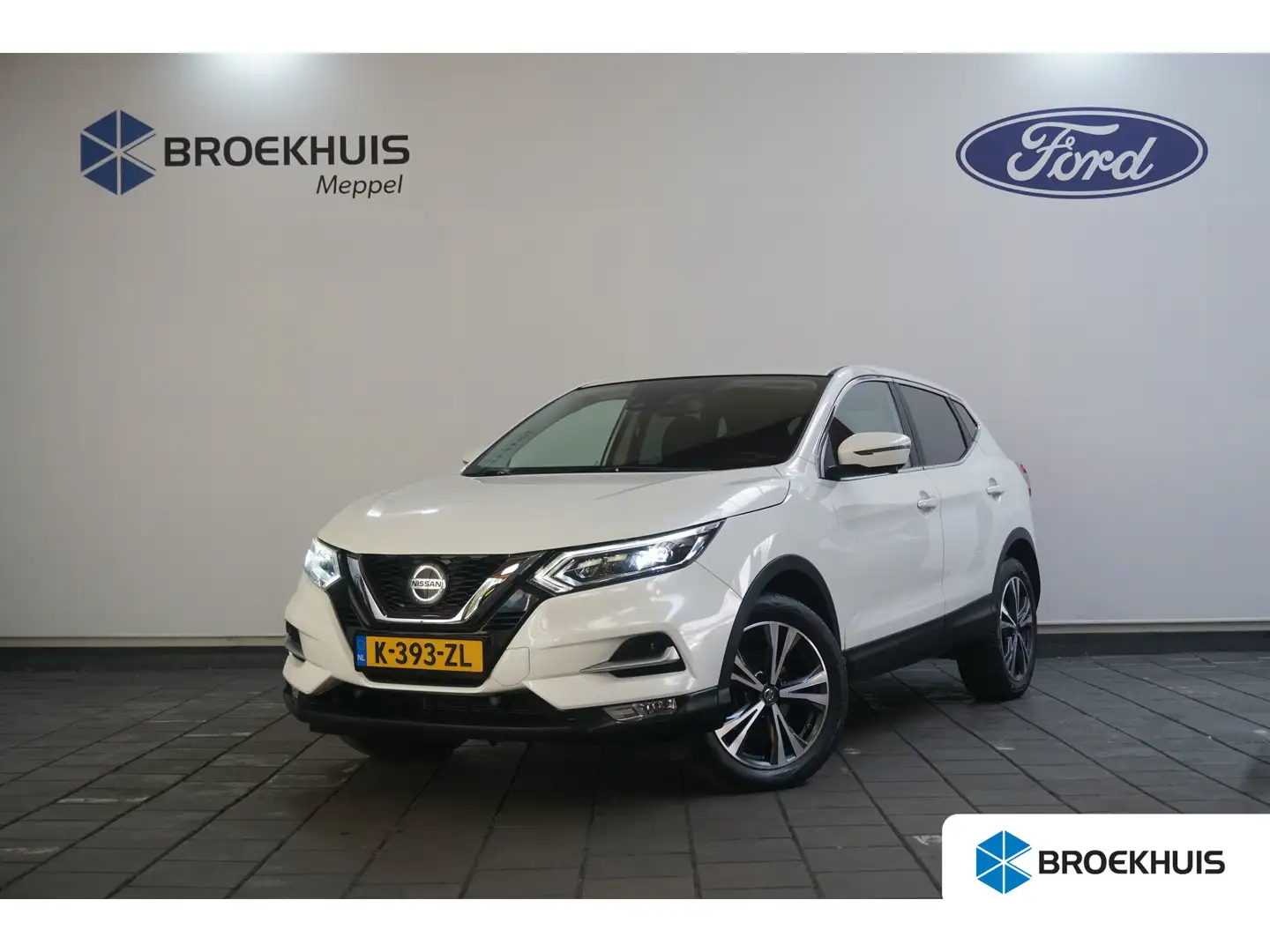 Nissan Qashqai 1.2 N-Connecta | Grootlichtassistent | Keyless sta Wit - 1