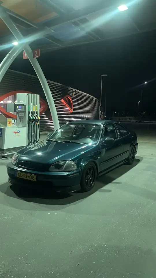 Honda Civic 1.5 Vtec E, foto 1