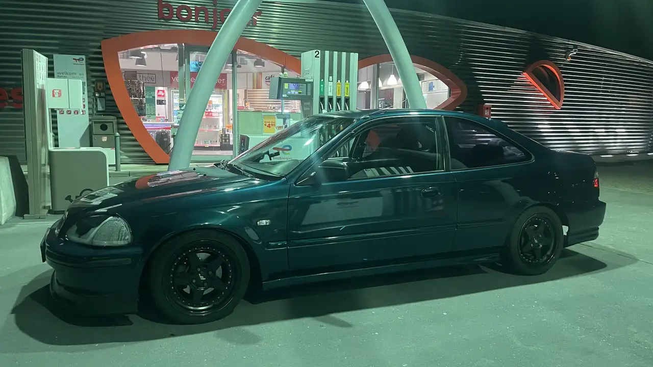 Honda Civic 1.5 Vtec E, foto 2