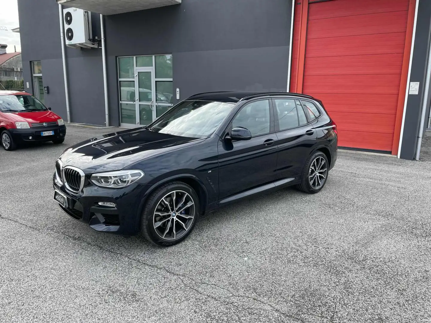 BMW X3 xDrive20d Msport Schwarz - 2